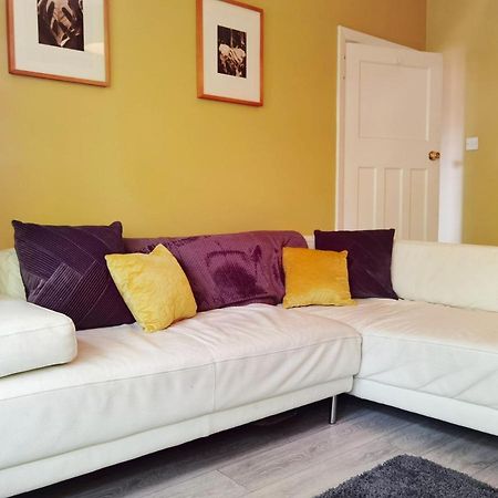 Willa Perry Road, Beautiful Large House Available For Guests And Contractors Parking Wifi Nottingham Zewnętrze zdjęcie