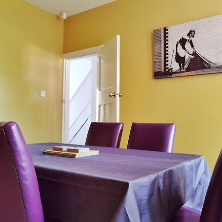 Willa Perry Road, Beautiful Large House Available For Guests And Contractors Parking Wifi Nottingham Zewnętrze zdjęcie