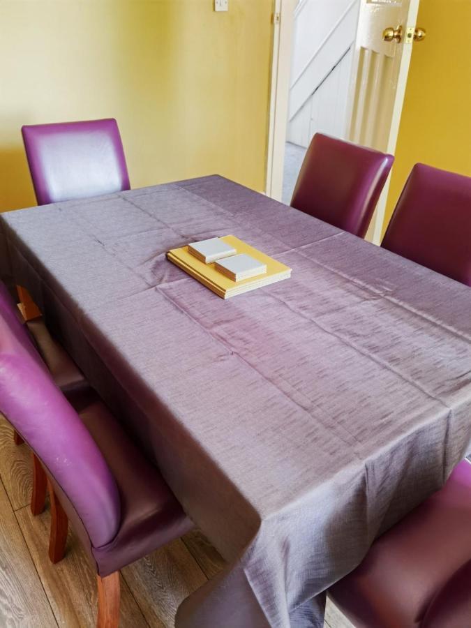 Willa Perry Road, Beautiful Large House Available For Guests And Contractors Parking Wifi Nottingham Zewnętrze zdjęcie