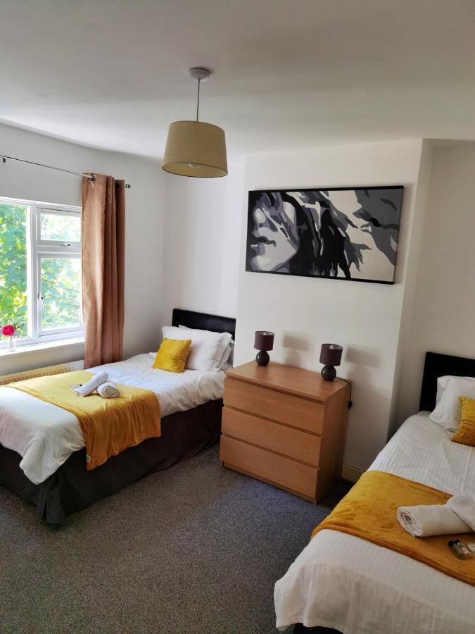Willa Perry Road, Beautiful Large House Available For Guests And Contractors Parking Wifi Nottingham Zewnętrze zdjęcie